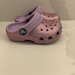 New Crocs sz 5